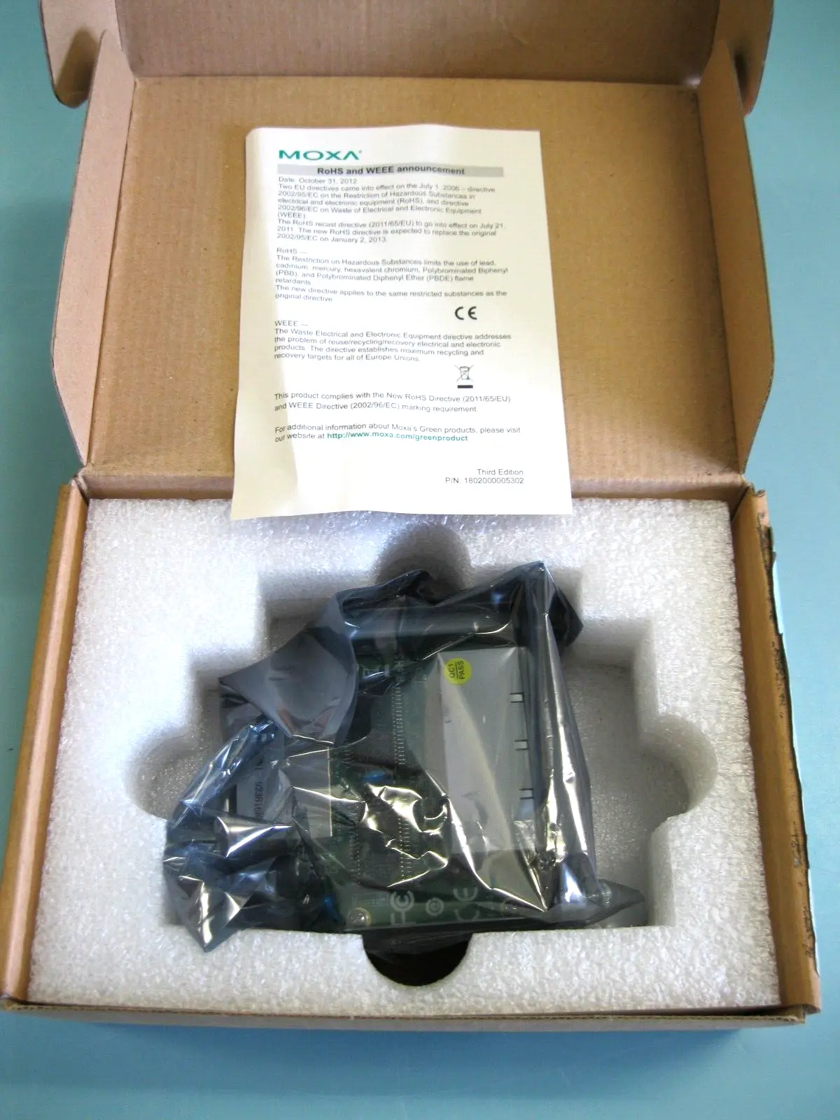 NEW MOXA PM-7200-8TX