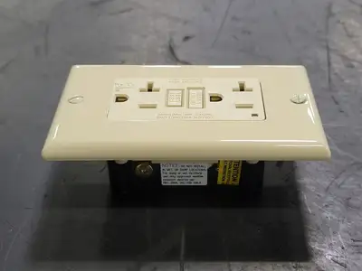 NEW LEVITON 7899-I