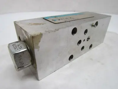 Dynex S8642-D03-A-V-21 Sandwich Control Valve Aluminum Body D03 CETOP 3