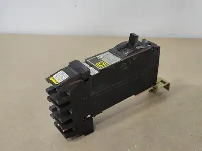 USED SQUARE D FAI17015C