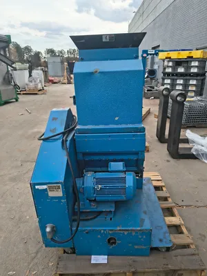 CONAIR CLS-819 Plastic Granulator | ESS Industrial Equipment Sales (2)