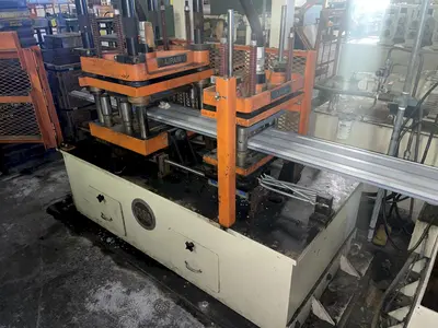 7 TON & 3 TON AIRAM TRAVELING PUNCH & CUTOFF PRESSES: STOCK #18420