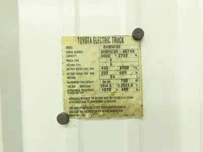 Toyota DOF 068 Hydraulic Lift Cylinder Off 8HBW30 Walkie Pallet Jack 6000 lb