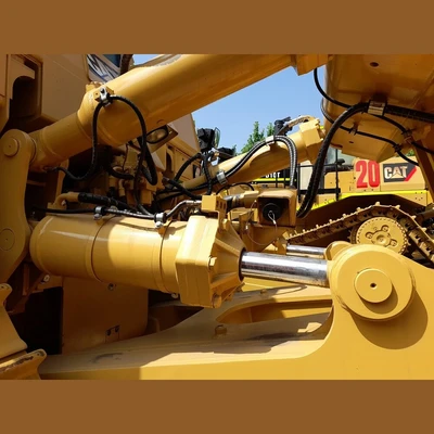 USED 2011 CATERPILLAR D10T