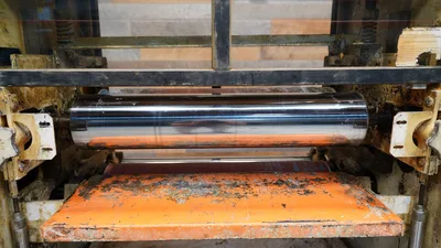 Black Bros 32″ Top & Bottom Hot Melt Glue Spreader Model 775