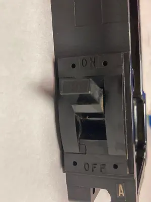 Used SQUARE D FY-14015-A Circuit Breakers | Surplus Asset Holdings #1189490