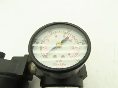 Master Pneumatic Detroit  Filter Regulator Lubricator Combination 1/2" NPT