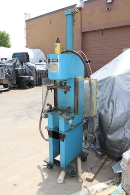 USED AIR-HYDRAULICS C400A