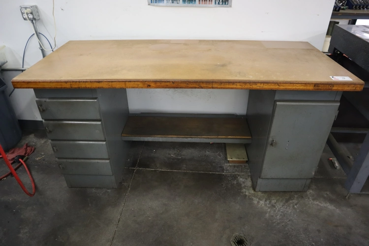 Used EQUIPTO WORK BENCH Work Benches Minnesota US | Machinesused.com #1364574