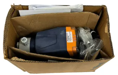PROMINENT FLUID CONTROLS GMXA1009PPE3Q000UD11000EN DOSING PUMP REFURBISHED