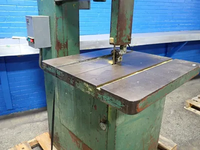 19" Throat Vertical Band Saw