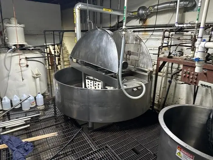 Used 1977 CHESTER JENSEN 600 GAL. Cooking Kettles New York US | America's Steam Kettle Headquarters #393290