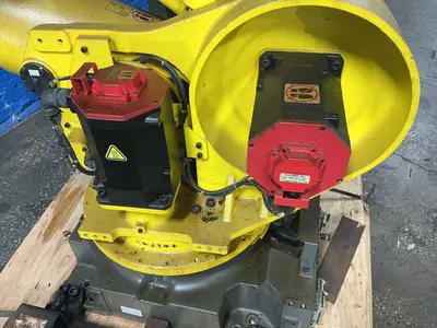 Used 2004 FANUC R2000IA 165F Robots Ohio US | HGR 24 #1566856