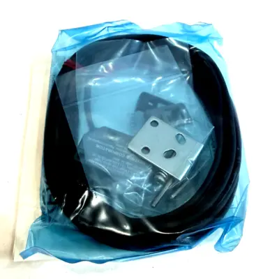 NEW KEYENCE LV-NH42 PHOTOELECTRIC SENSOR LVNH42