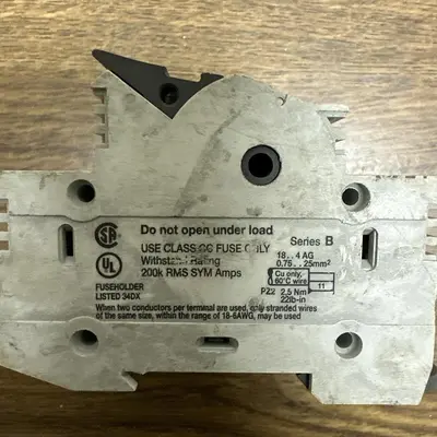 USED ALLEN-BRADLEY 1492-FB3C30-L