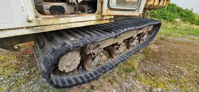 Crawler Dumper MST-2000