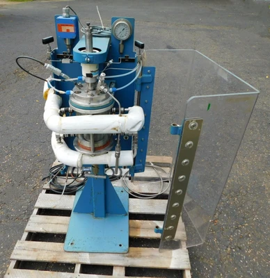USED AUTOCLAVE ENGINEERS 1 QUART