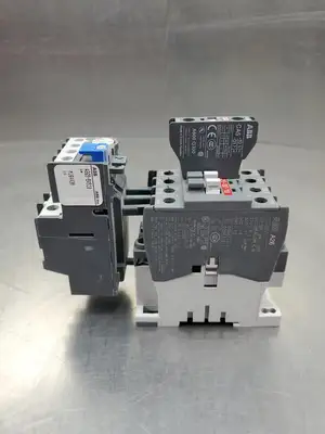 ABB A263010 AC Contactor w/TA25 DU & CA510 Auxiliary Contactor. 4A43.1