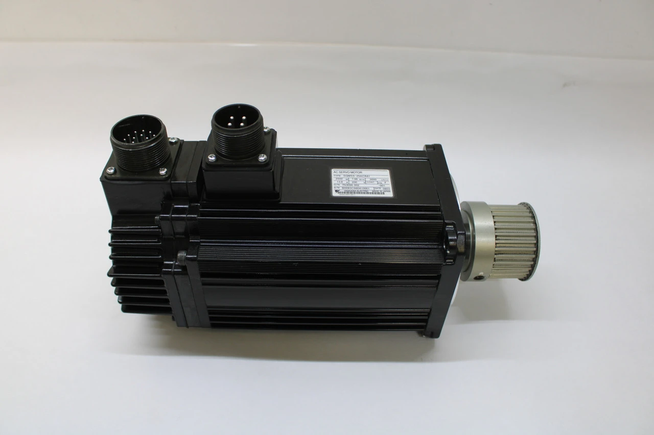 USED YASKAWA ELECTRIC SGMSS-25ACA61