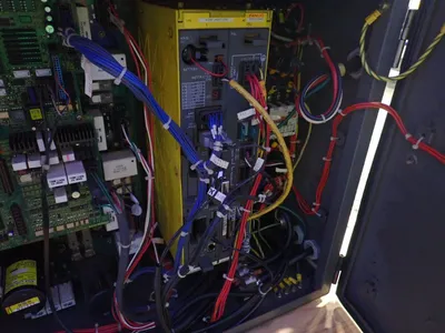 Used 2000 FANUC ARC MATE 100I Robots Ohio US | HGR 24 #1266328