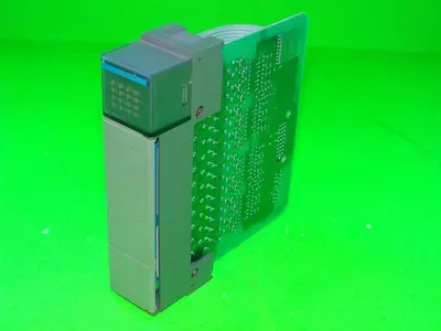 USED ALLEN BRADLEY 1746-IV16 SER C