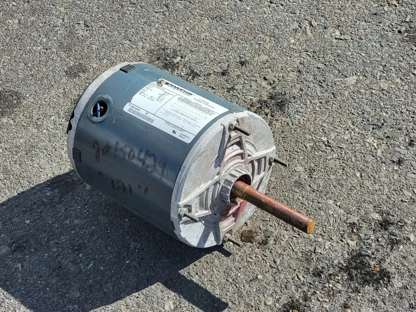 1/2 hp, 575 volts, 1140 rpm, 56Z Electric Motor