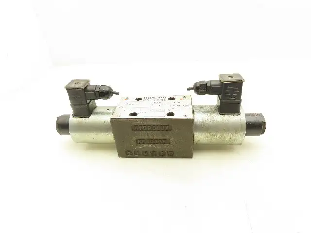 Used MOOG HYDROLUX _UNKNOWN_ Valves/Fittings | Arrow Industrial #623218