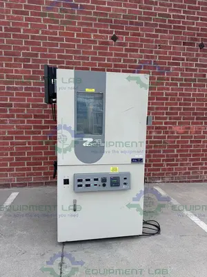USED CINCINNATI SUB ZERO Z PLUS ZPS - 16-2-2  ENVIRONMENTAL CHAMBER W/ HUMIDITY