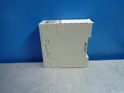 NEW OMRON S3D2EK