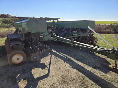 USED 1988 GREAT PLAINS 2SF30
