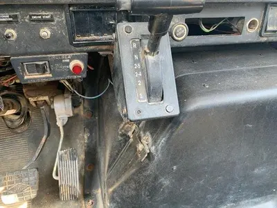 USED 2001 INTERNATIONAL 4900