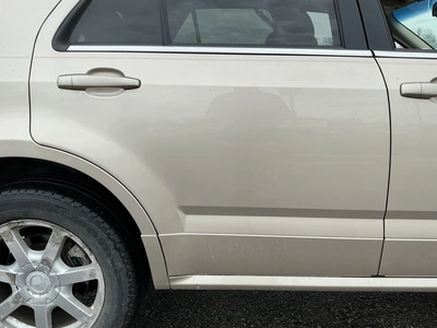 USED 2005 CADILLAC SRX