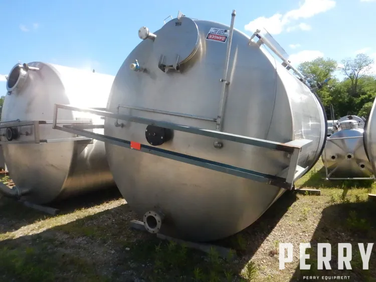 _UNKNOWN_ _UNKNOWN_ Tank S/S -4000 To 5999Gal. (H=height, L=length) | Perry Equipment
