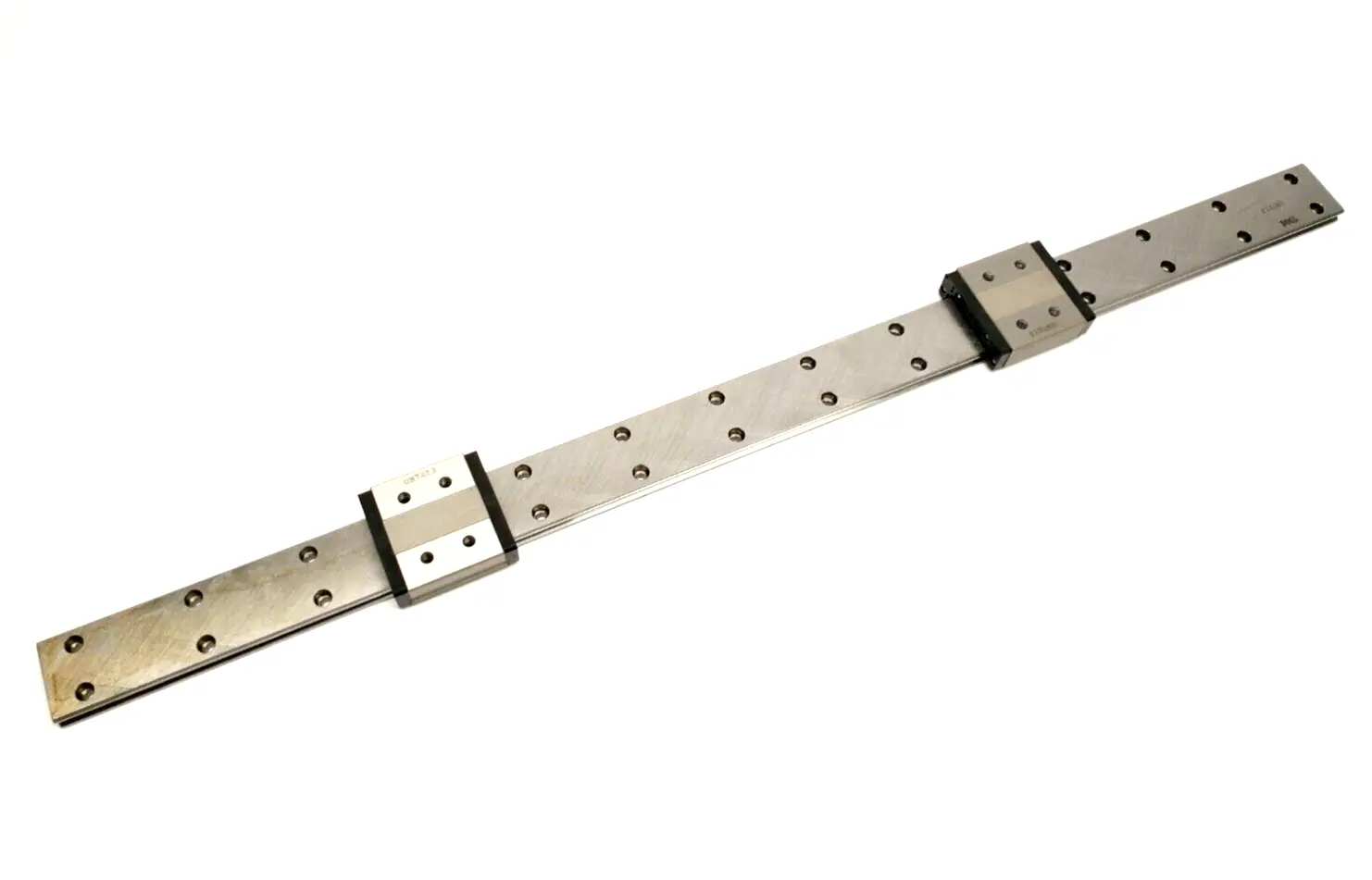 Used THK SHW21CR2QZ+680L, SHW21CR, UN7K13 Linear Guides Michigan US | Maverick Industrial Sales #1396844