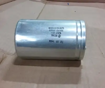 3300 uF, 200 VDC Aluminum Electrolytic Capacitor M39018/04-0076