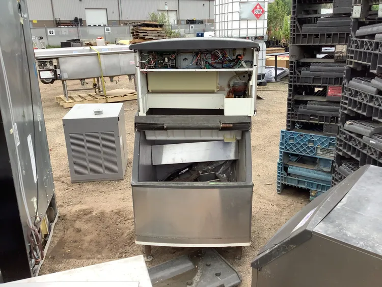 Used MANITOWOC QY0204A Ice Machines Michigan US | Miedema Asset Management Group #1230111