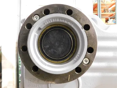 USED SEW EURODRIVE KAZ77 DRE160M4/TF/2W