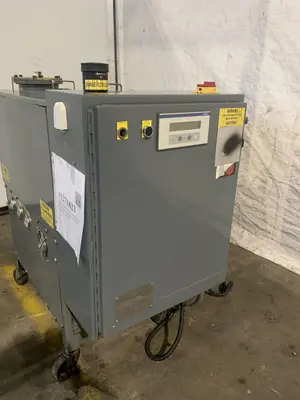 CHIP BLASTER VEGA1000 HIGH PRESSURE COOLANT SYSTEM. STOCK # 1271523.