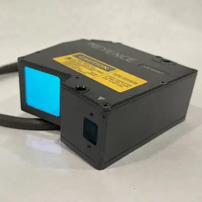 USED KEYENCE LASER DISPLACEMENT SENSOR HEAD WIDE TYPE