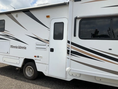 Used 2017 WINNEBAGO MINI WINNIE Campers, Caravans, Motorhomes Michigan US | Miedema Asset Management Group #1423583