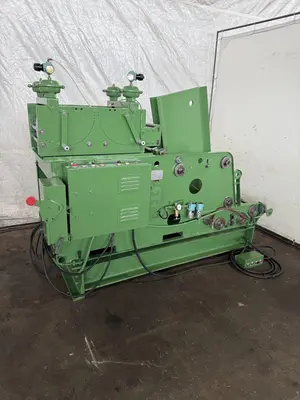 8,000 LB X 18" X .250" REGAL COIL CRADLE & STRAIGHTENER. STOCK #1226924