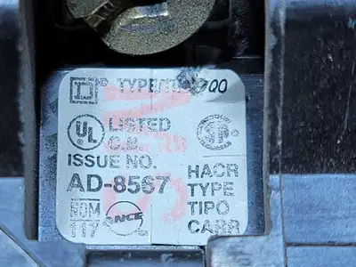 USED SQUARE D QO220