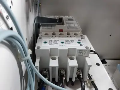 USED EATON CUTLER-HAMMER SVX025A1-5A4N1