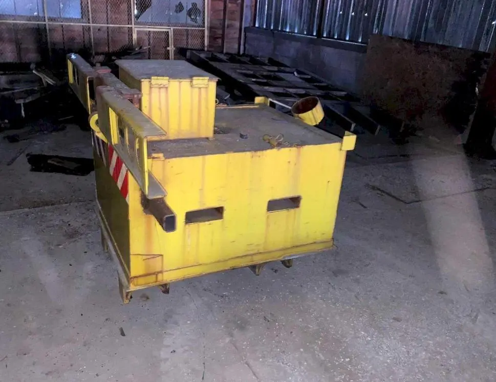 36" X 45" COUNTER WEIGHT WITH FORK HOLES : STOCK #19126