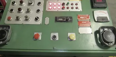 USED L&J EM275-42-24