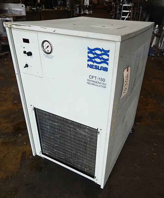 Used NESLAB RECIRCULATION CHILLER CFT-150 Refrigeration Units New Jersey US | Champion Trading Corporation #424492