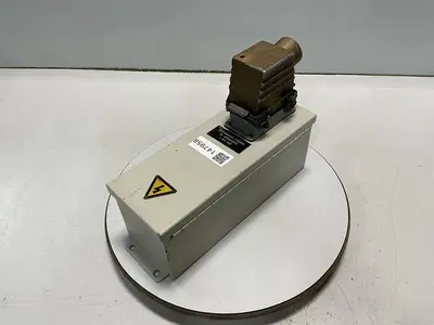 USED CINCINNATI MILACRON 5084077