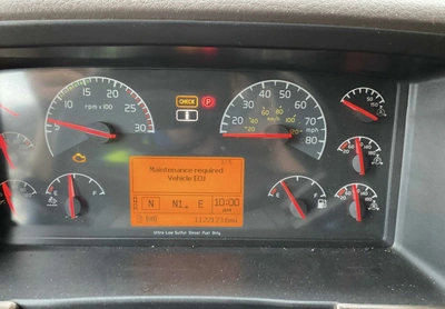 USED 2014 VOLVO VNL 6X4