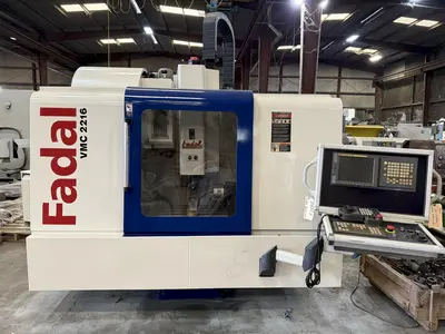 FADAL 2216 Vertical Machining Center