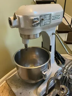 USED HOBART A200